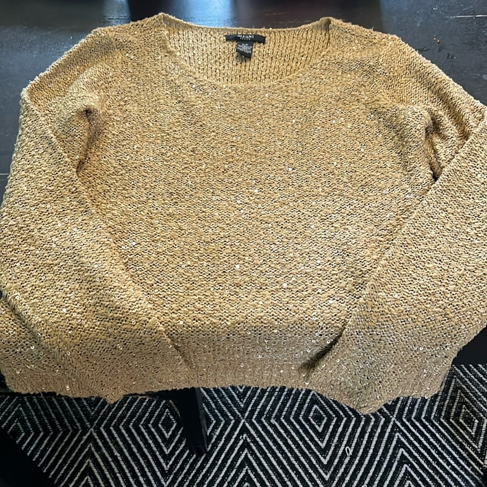 Alfani sweater in petite women’s with gold sequins  GUC. Bust 17” Length 21”